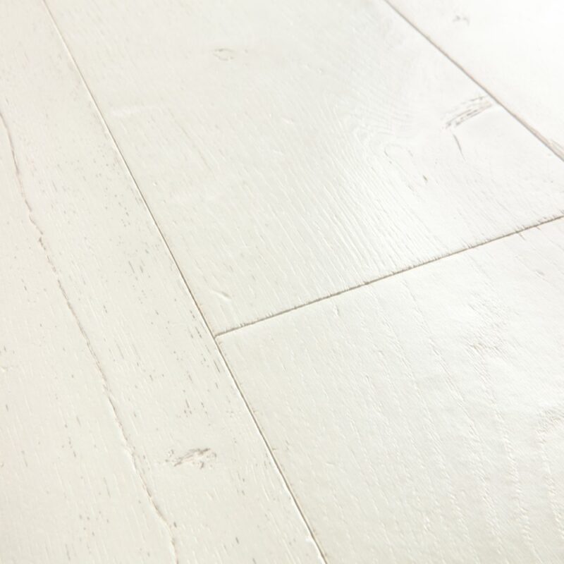 chêne peint angle