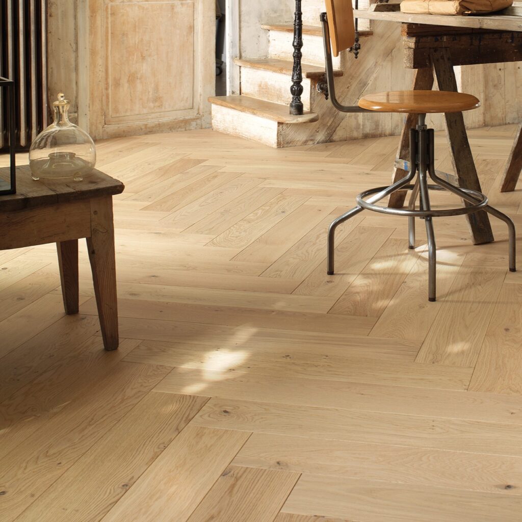 Parquet bâton rompu bois flotté